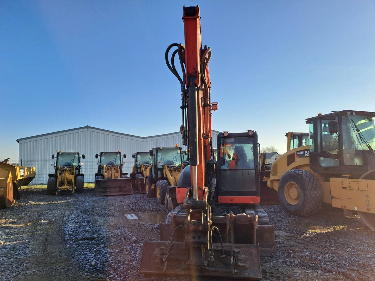 KUBOTA TRACTOR CORPORATION KX080.4 - Crawler excavator: picture 3 KUBOTA TRACTOR CORPORATION KX080.4 - Crawler excavator: picture 3