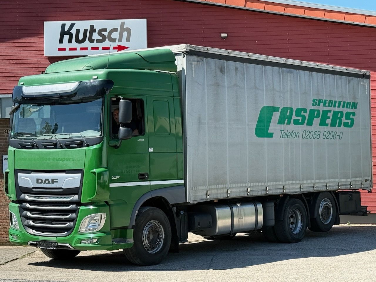 DAF XF 480 Plane 6x2 - Curtain side truck: picture 1 DAF XF 480 Plane 6x2 - Curtain side truck: picture 1