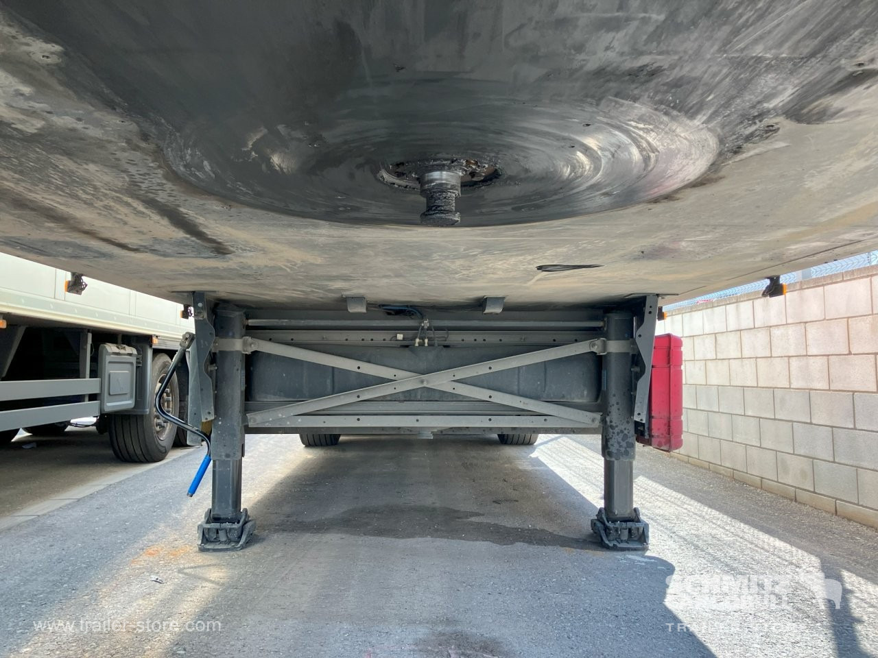 SCHMITZ Semiremolque Frigo Standard Double deck - Isothermal semi-trailer: picture 3 SCHMITZ Semiremolque Frigo Standard Double deck - Isothermal semi-trailer: picture 3