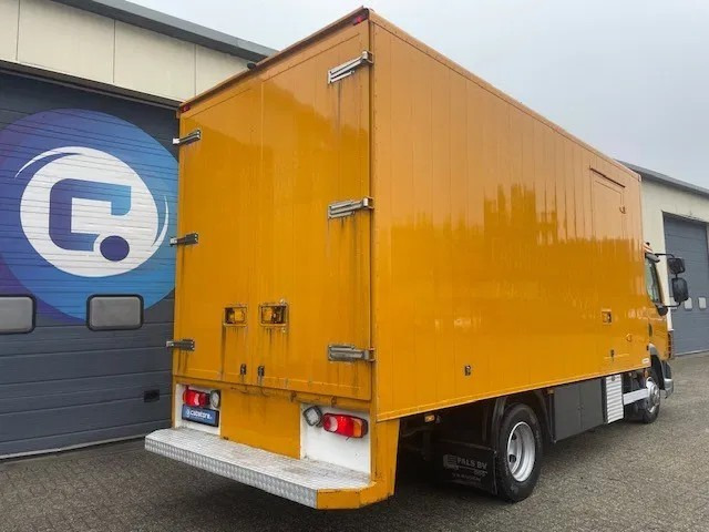 DAF LF 45.160 4x2 Euro 5 EEV - Year 2008 - Mobiele werkplaats - Bakwagen - Closed box - Km 268.123 - Box truck: picture 4 DAF LF 45.160 4x2 Euro 5 EEV - Year 2008 - Mobiele werkplaats - Bakwagen - Closed box - Km 268.123 - Box truck: picture 4