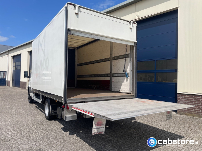Iveco 40C 40C12 EURO 3 4x2 Bakwagen Euro 3 - Bouwjaar 2003 - APK tot 10-05-2026 -Handgeschakelde versnellingsbak - Closed box van: picture 4 Iveco 40C 40C12 EURO 3 4x2 Bakwagen Euro 3 - Bouwjaar 2003 - APK tot 10-05-2026 -Handgeschakelde versnellingsbak - Closed box van: picture 4