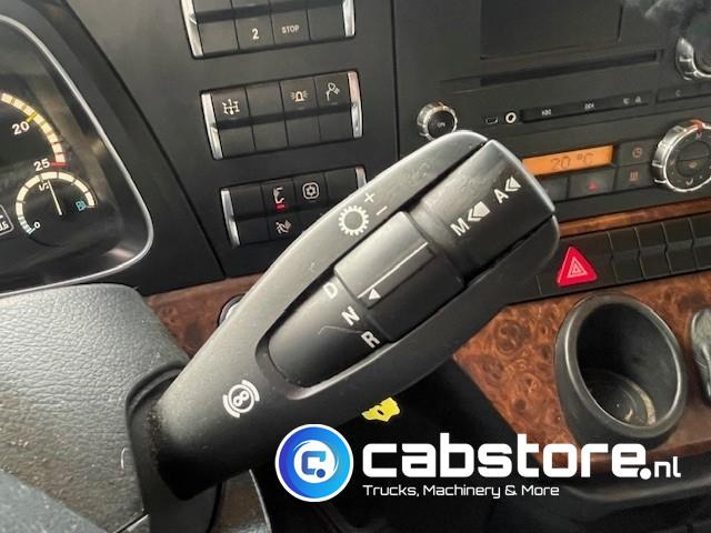 Tractor unit Mercedes-Benz ACTROS 1945 4x2 Euro 5 - Hydraulic unit - Bouwjaar 2013 - km 980.317 - Megaspace: picture 12 Tractor unit Mercedes-Benz ACTROS 1945 4x2 Euro 5 - Hydraulic unit - Bouwjaar 2013 - km 980.317 - Megaspace: picture 12