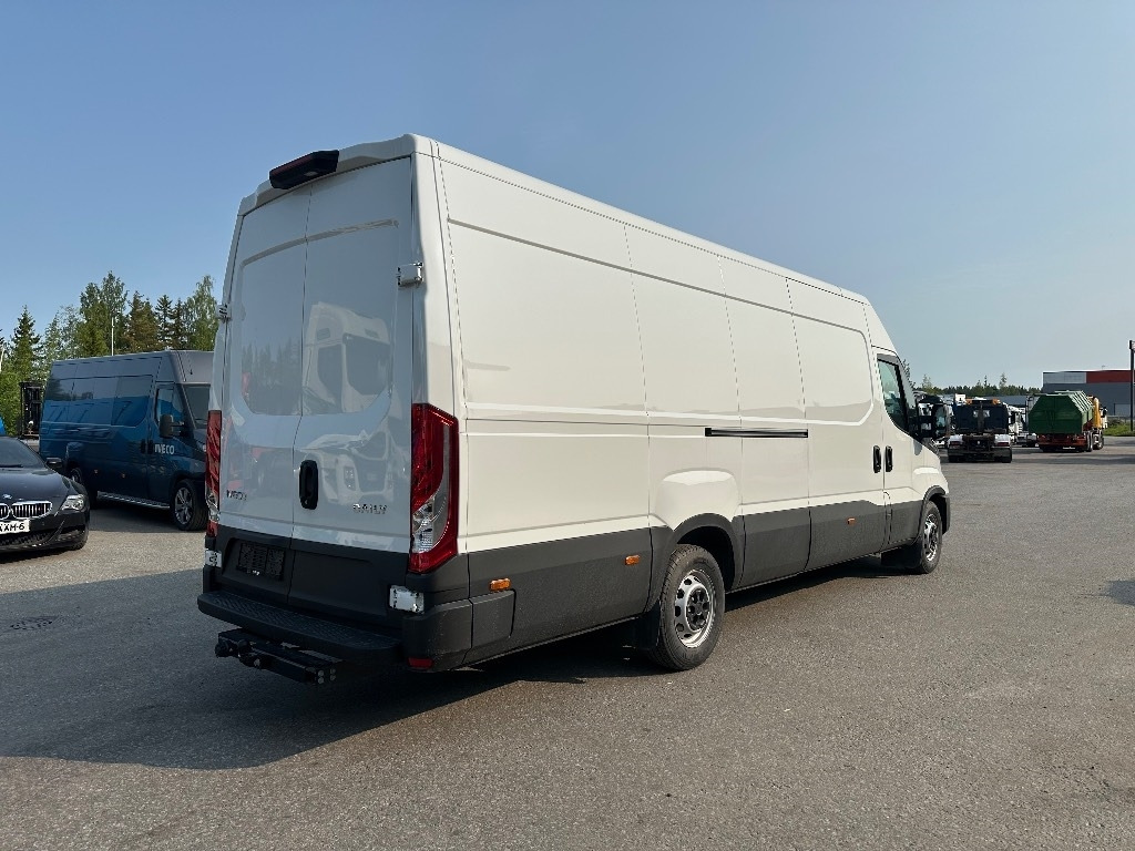 Iveco Daily 35S16A8 16m3 - Panel van: picture 3 Iveco Daily 35S16A8 16m3 - Panel van: picture 3