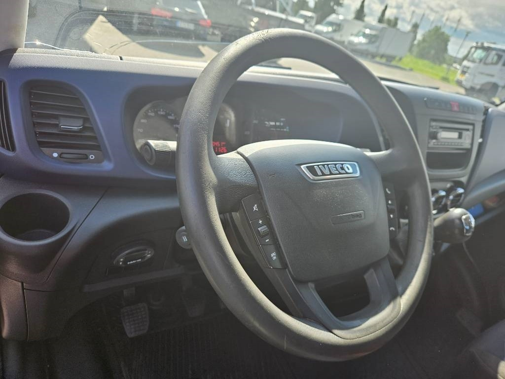 Open body delivery van, Crew cab van Iveco Daily 35S18, 7hlö kevyt ka: picture 17 Open body delivery van, Crew cab van Iveco Daily 35S18, 7hlö kevyt ka: picture 17