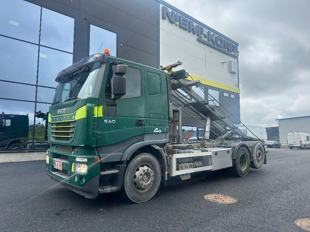 Iveco Stralis 260S54 6x2 - Skip loader truck: picture 1 Iveco Stralis 260S54 6x2 - Skip loader truck: picture 1