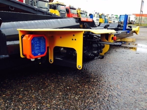 Jimeca Koukkulaite 16t - Hook lift/ Skip loader system: picture 3 Jimeca Koukkulaite 16t - Hook lift/ Skip loader system: picture 3