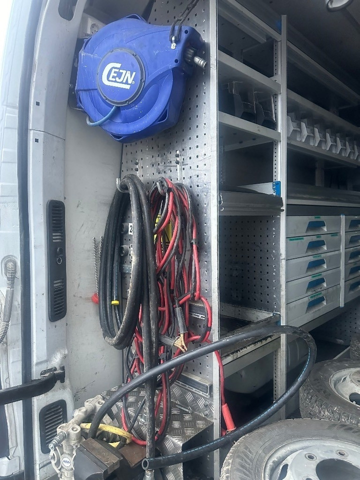 Renault Master huoltoauto varusteineen - Panel van: picture 3 Renault Master huoltoauto varusteineen - Panel van: picture 3