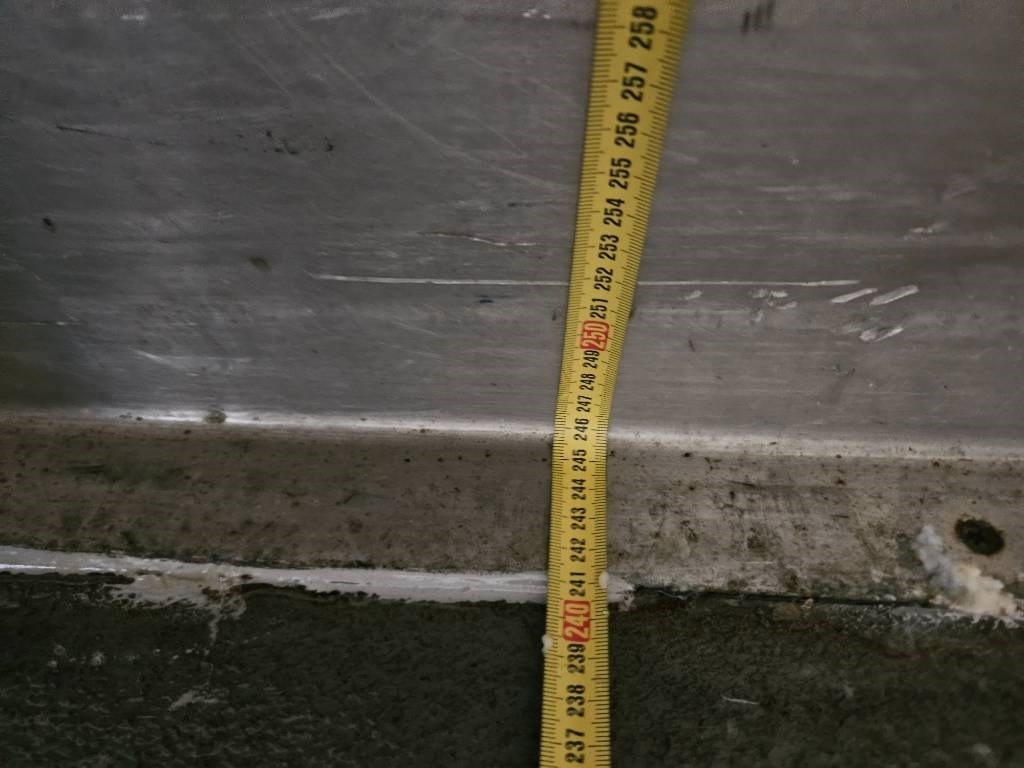 Refrigerated truck Renault Midlum 220: picture 8 Refrigerated truck Renault Midlum 220: picture 8