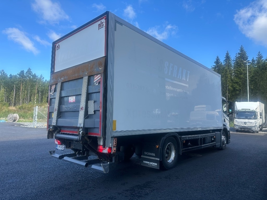 Scania P250  - Box truck: picture 4 Scania P250  - Box truck: picture 4