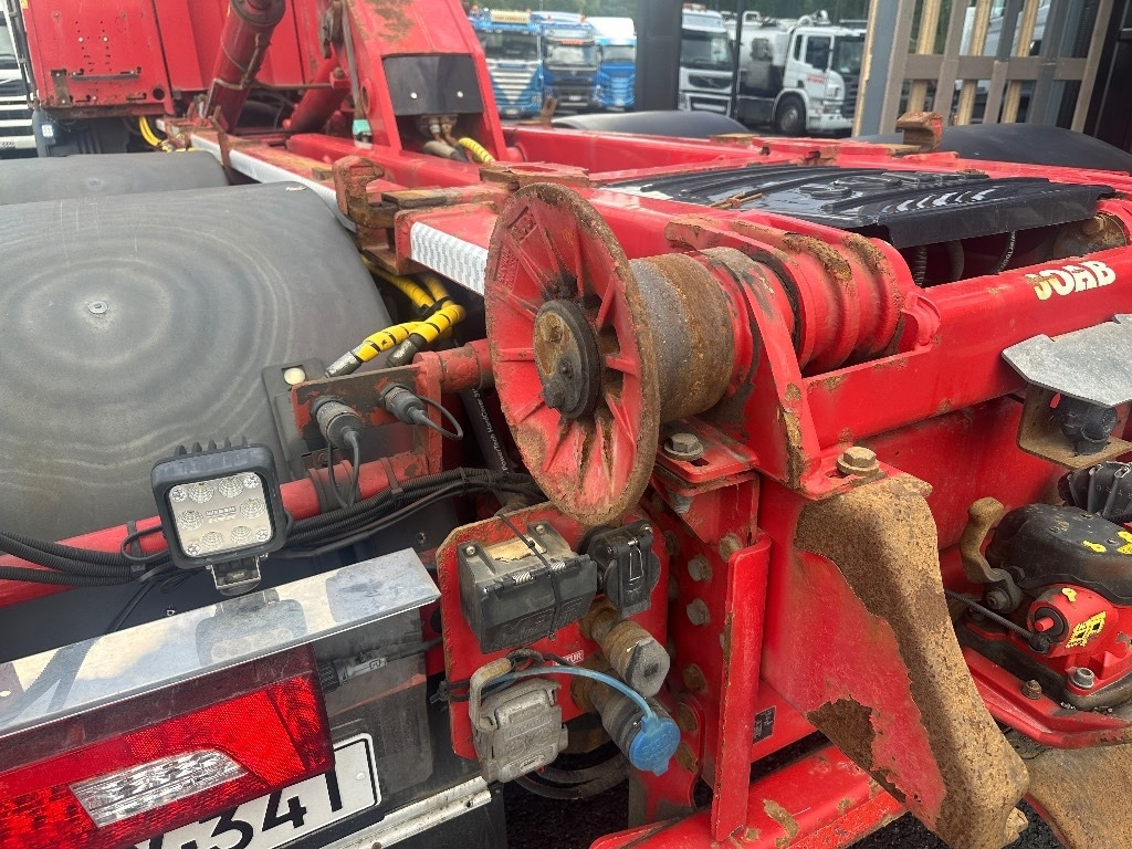 Scania R520 6x2*4 - Hook lift truck: picture 4 Scania R520 6x2*4 - Hook lift truck: picture 4