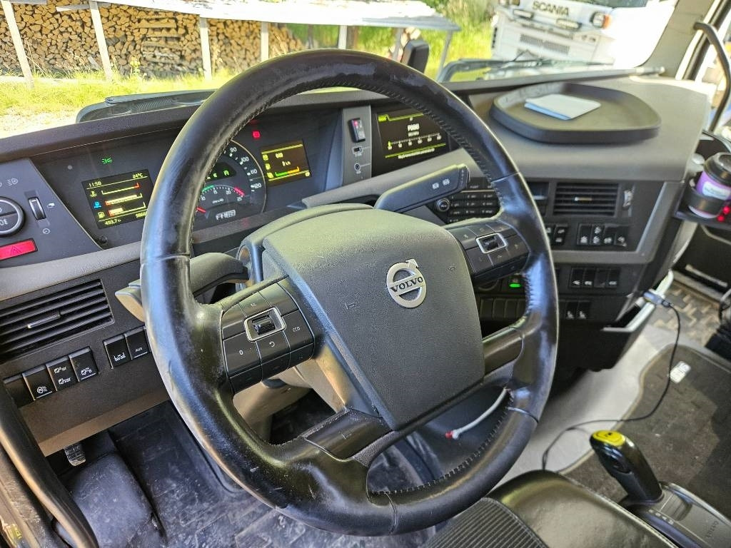 Leasing of Volvo FH 16 750 8x4 76tn yhdistelmä  Volvo FH 16 750 8x4 76tn yhdistelmä: picture 10