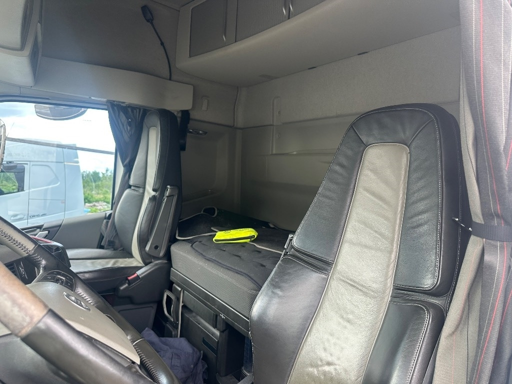 Leasing of Volvo FH13 540 6x2*4  Volvo FH13 540 6x2*4: picture 14 Leasing of Volvo FH13 540 6x2*4  Volvo FH13 540 6x2*4: picture 14