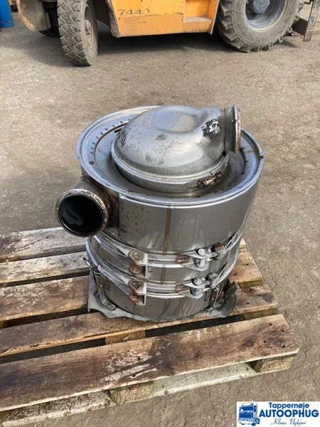 Scania 1865785 Lyddæmper - Muffler/ Exhaust system for Truck: picture 2 Scania 1865785 Lyddæmper - Muffler/ Exhaust system for Truck: picture 2