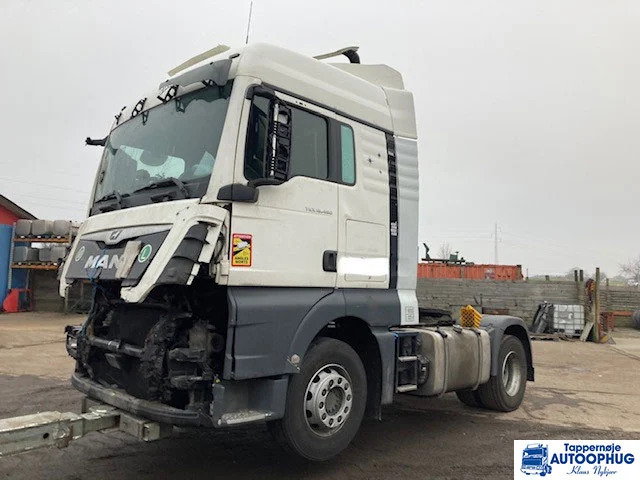 MAN TGX 18.460 Retarder - Tractor unit: picture 4 MAN TGX 18.460 Retarder - Tractor unit: picture 4
