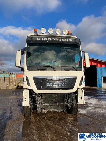 MAN TGX 26.500 - Tractor unit: picture 1 MAN TGX 26.500 - Tractor unit: picture 1