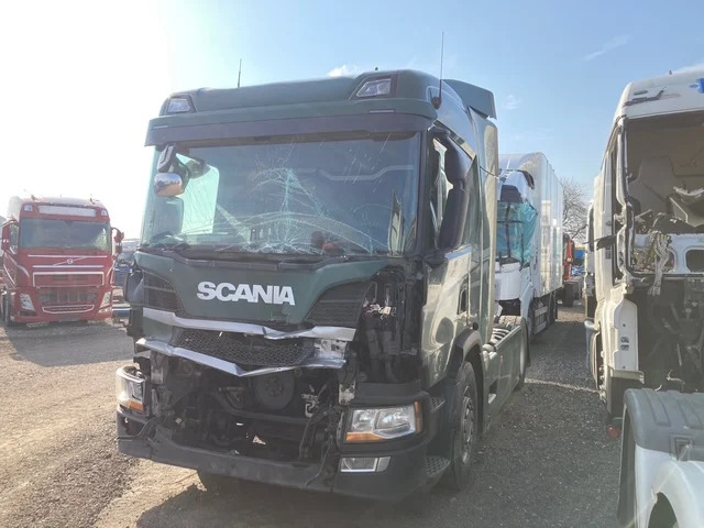 Scania P370 4X2 - Tractor unit: picture 3 Scania P370 4X2 - Tractor unit: picture 3