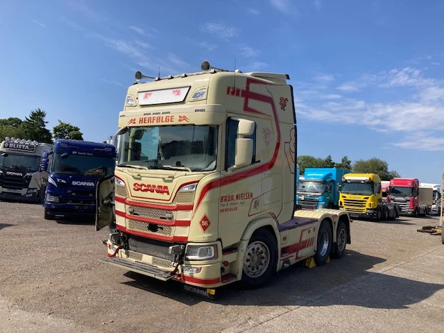 Scania R580 6X2 - Tractor unit: picture 1 Scania R580 6X2 - Tractor unit: picture 1