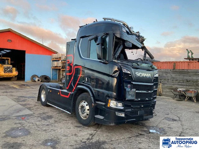 Scania R650 4X2 - Tractor unit: picture 1 Scania R650 4X2 - Tractor unit: picture 1