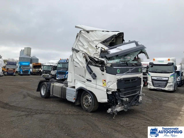 Volvo FH460 4X2 Skadet - Tractor unit: picture 2 Volvo FH460 4X2 Skadet - Tractor unit: picture 2