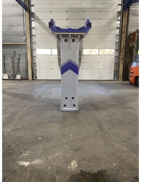 FRD F19 - Hydraulic hammer for Construction machinery: picture 4 FRD F19 - Hydraulic hammer for Construction machinery: picture 4