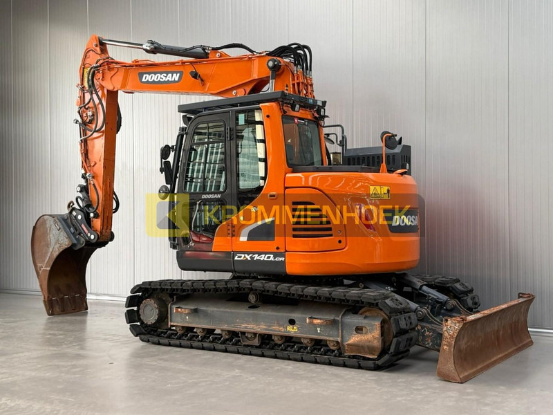 Doosan DX 140 LCR-5 Oilquick - Crawler excavator: picture 3 Doosan DX 140 LCR-5 Oilquick - Crawler excavator: picture 3