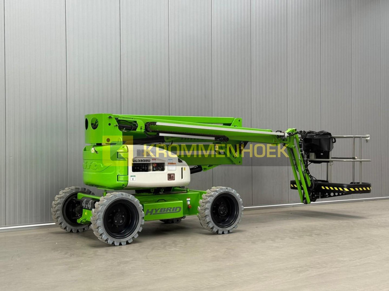 Nifty Lift HR 17 Hybrid 4x4 - Articulated boom lift: picture 4 Nifty Lift HR 17 Hybrid 4x4 - Articulated boom lift: picture 4