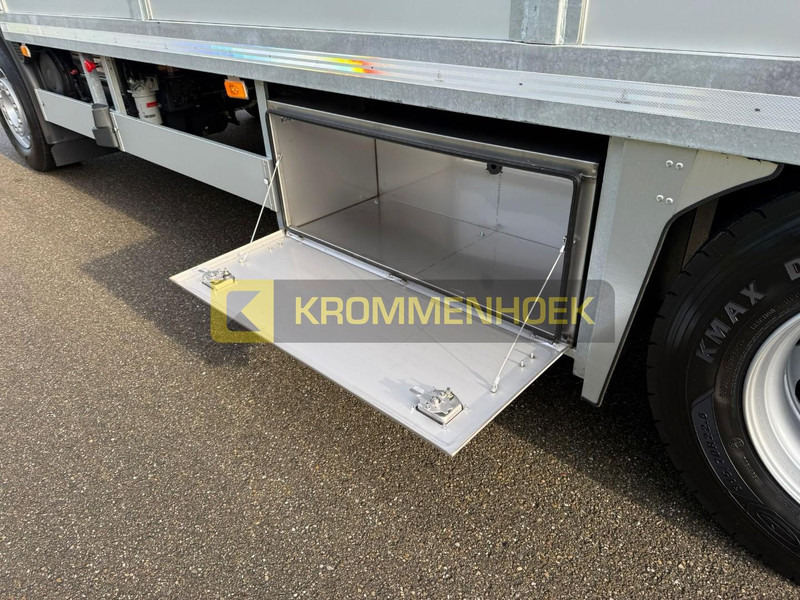 New Car transporter truck Renault D WIDE Machine transporter | Nieuw: picture 13 New Car transporter truck Renault D WIDE Machine transporter | Nieuw: picture 13