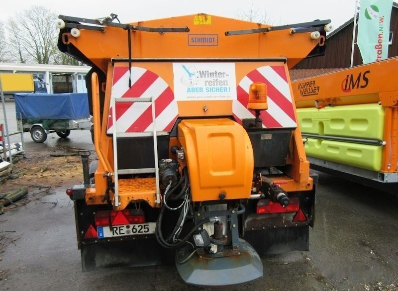 Schmidt Przyczepka 3,5m3 - Sand/ Salt spreader: picture 2 Schmidt Przyczepka 3,5m3 - Sand/ Salt spreader: picture 2