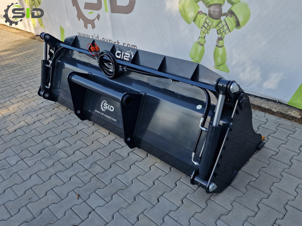 SID Klappschaufel 4in1 / 4in1 multipurpose bucket 1,4 m - Loader bucket for Construction machinery: picture 5 SID Klappschaufel 4in1 / 4in1 multipurpose bucket 1,4 m - Loader bucket for Construction machinery: picture 5