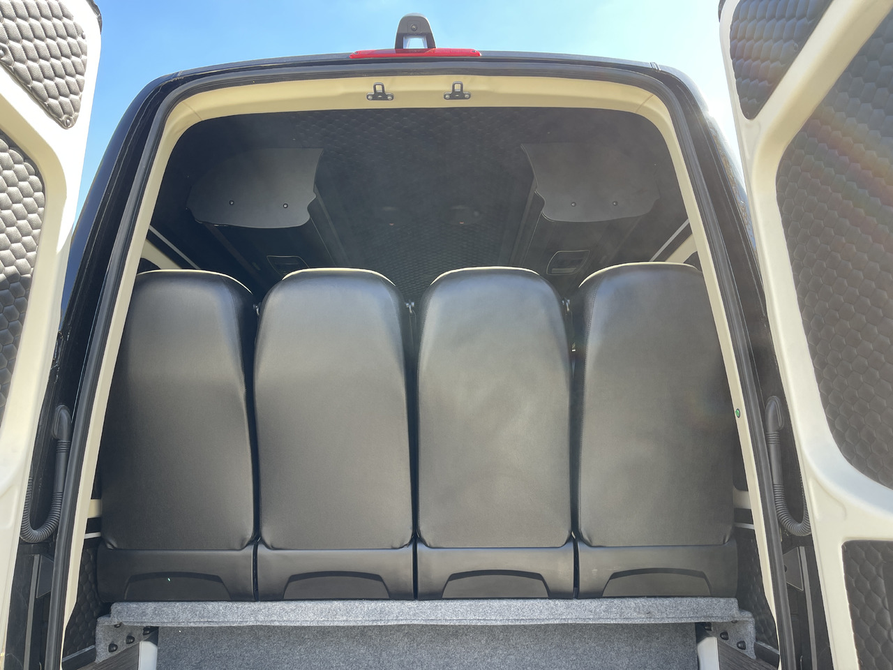 New Minibus, People carrier MERCEDES-BENZ SPRINTER 519 CDI (MB BUSPERFECT): picture 24