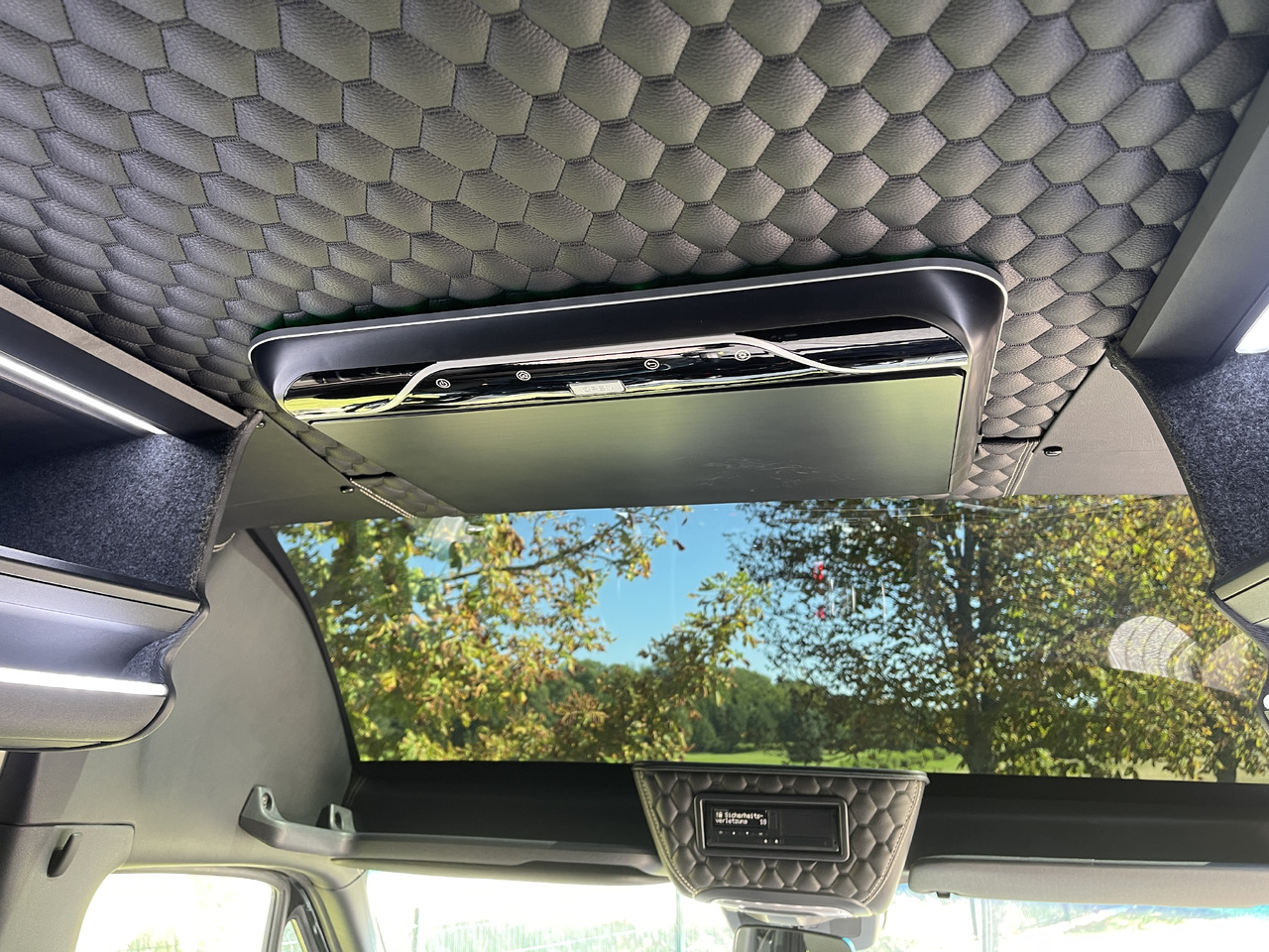 New Minibus, People carrier MERCEDES-BENZ SPRINTER 519 CDI (MB BUSPERFECT): picture 40