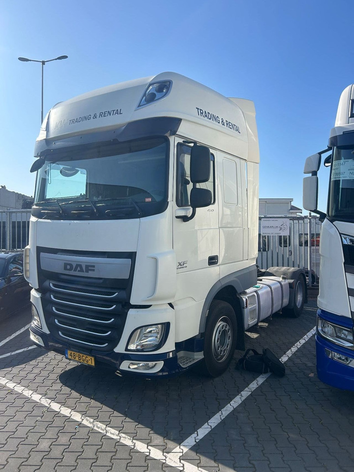 DAF XF 460 XF460 Super Space Cab - Tractor unit: picture 1 DAF XF 460 XF460 Super Space Cab - Tractor unit: picture 1