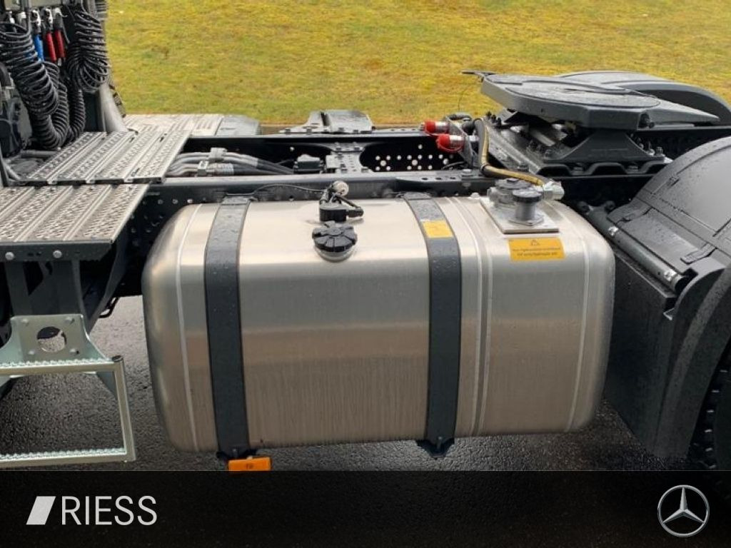 Mercedes-Benz Actros 1851 LS HAD Kipphydraulik ACC AHK AUT LED - Tractor unit: picture 5 Mercedes-Benz Actros 1851 LS HAD Kipphydraulik ACC AHK AUT LED - Tractor unit: picture 5