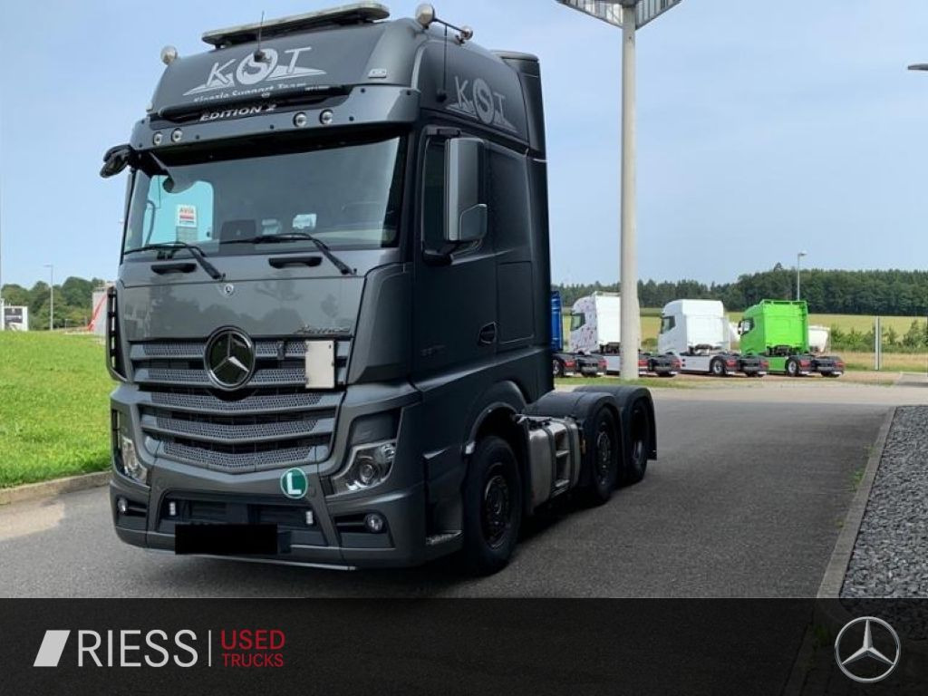Mercedes-Benz Actros Edition 2 BiXenon KlimaA Navi Massage - Tractor unit: picture 2 Mercedes-Benz Actros Edition 2 BiXenon KlimaA Navi Massage - Tractor unit: picture 2