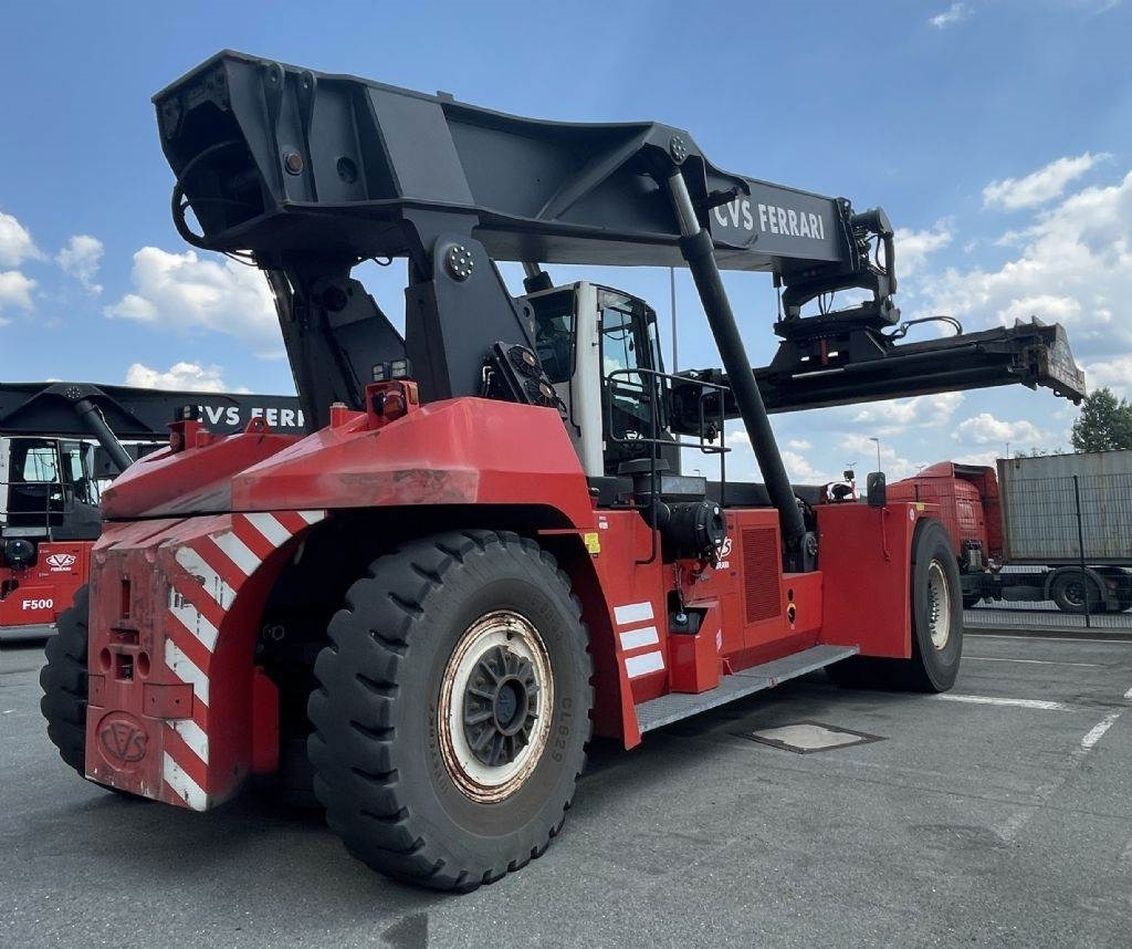 CVS Ferrari F500RS6 S - Reach stacker: picture 5 CVS Ferrari F500RS6 S - Reach stacker: picture 5