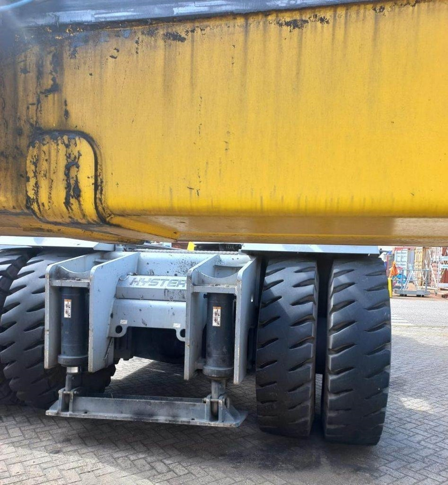 Hyster RS46-41XD/67S - Reach stacker: picture 5 Hyster RS46-41XD/67S - Reach stacker: picture 5
