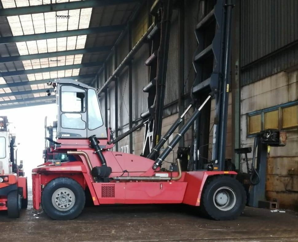 Kalmar DCF100-45E7 - Container handler: picture 3 Kalmar DCF100-45E7 - Container handler: picture 3
