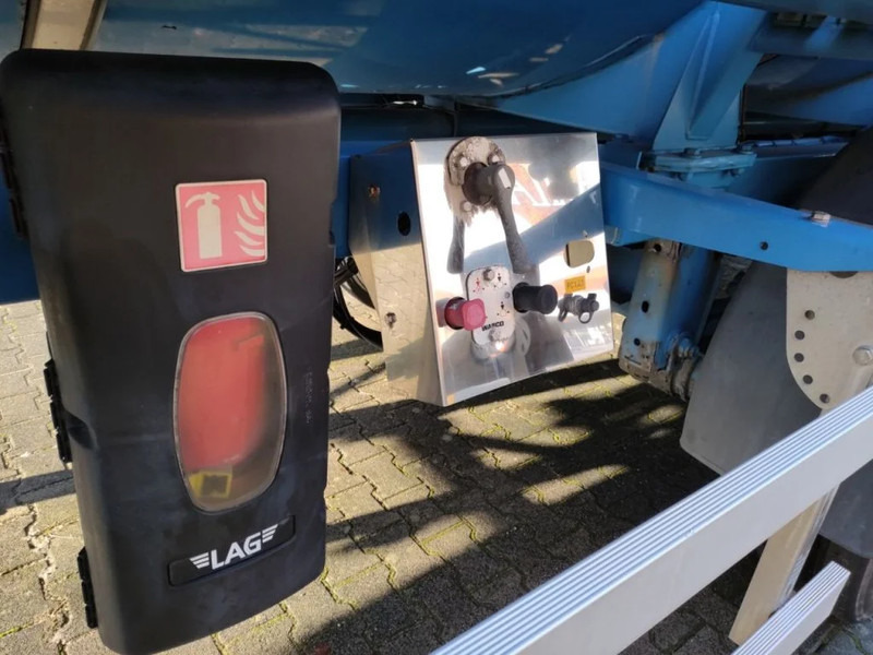 Tanker semi-trailer LAG 32000 liter tankoplegger met pomp ADR/VLG: picture 8 Tanker semi-trailer LAG 32000 liter tankoplegger met pomp ADR/VLG: picture 8