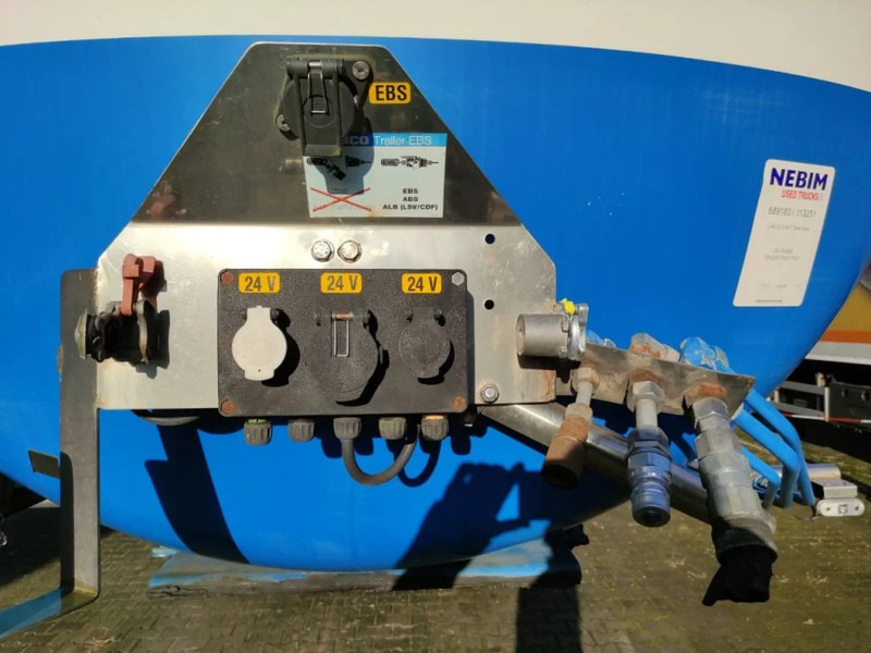 Tanker semi-trailer LAG 32000 liter tankoplegger met pomp ADR/VLG: picture 10 Tanker semi-trailer LAG 32000 liter tankoplegger met pomp ADR/VLG: picture 10