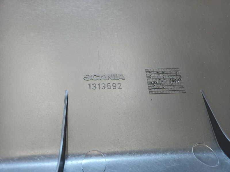 SCANIA MUDGUARD 1313592 - Fender for Truck: picture 2 SCANIA MUDGUARD 1313592 - Fender for Truck: picture 2