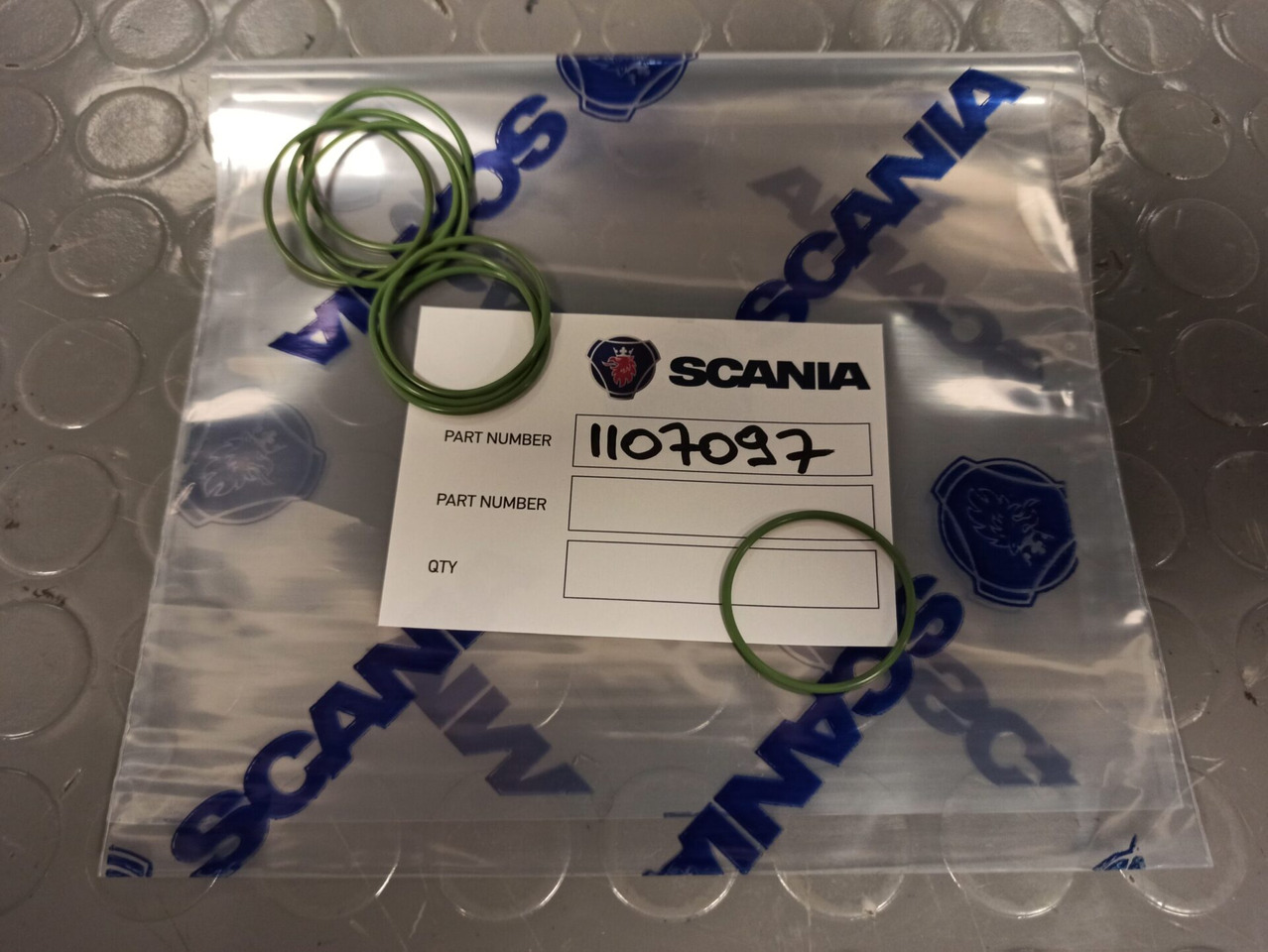 SCANIA O-RING 1107097 - Piston/ Ring/ Bushing for Truck: picture 1 SCANIA O-RING 1107097 - Piston/ Ring/ Bushing for Truck: picture 1