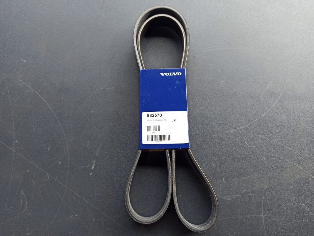VOLVO V-RIBBET BELT 982570 - Belt for Truck: picture 2 VOLVO V-RIBBET BELT 982570 - Belt for Truck: picture 2