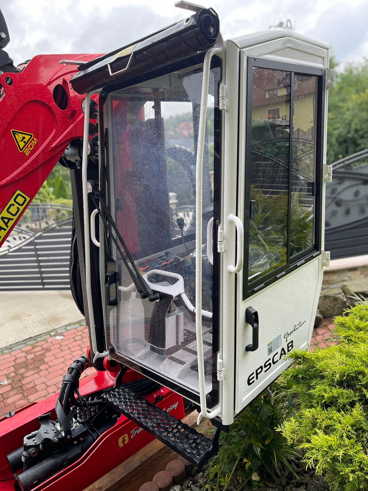 Palfinger Epsilon - Truck mounted crane: picture 2 Palfinger Epsilon - Truck mounted crane: picture 2