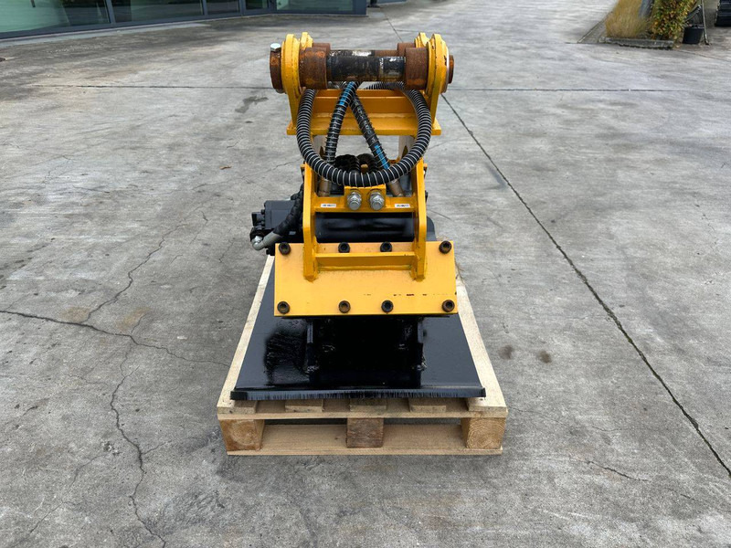 BLK BLK/04 - Plate compactor: picture 3 BLK BLK/04 - Plate compactor: picture 3
