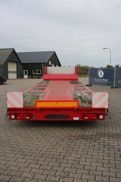 Bodex NN3 - Low loader semi-trailer: picture 4 Bodex NN3 - Low loader semi-trailer: picture 4
