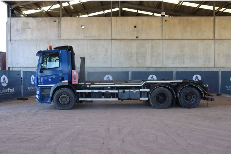 DAF CF85.360 - Hook lift truck: picture 2 DAF CF85.360 - Hook lift truck: picture 2