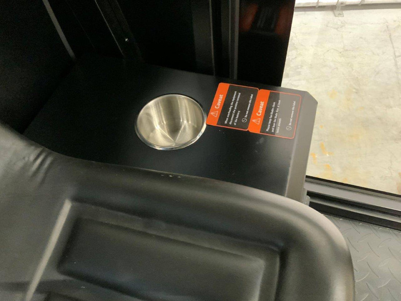 New Road sweeper Daewoo DAS100: picture 16 New Road sweeper Daewoo DAS100: picture 16