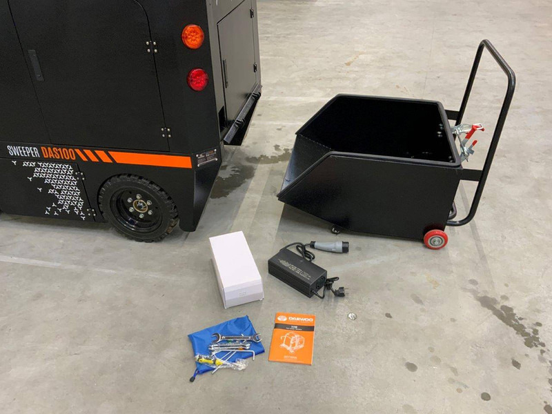 New Road sweeper Daewoo DAS100: picture 15 New Road sweeper Daewoo DAS100: picture 15