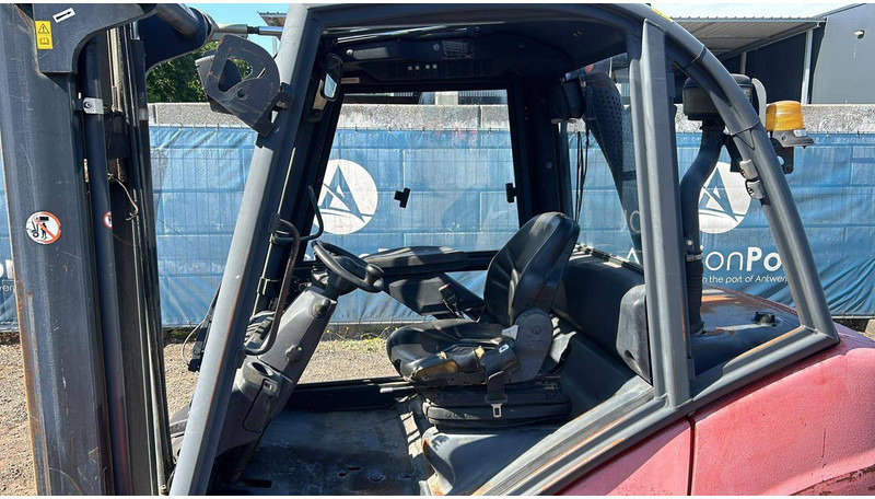 Fenwick H30D - Diesel forklift: picture 5 Fenwick H30D - Diesel forklift: picture 5