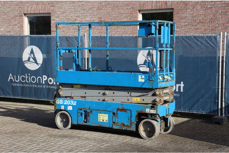 Genie GS-2032 - Scissor lift: picture 3 Genie GS-2032 - Scissor lift: picture 3